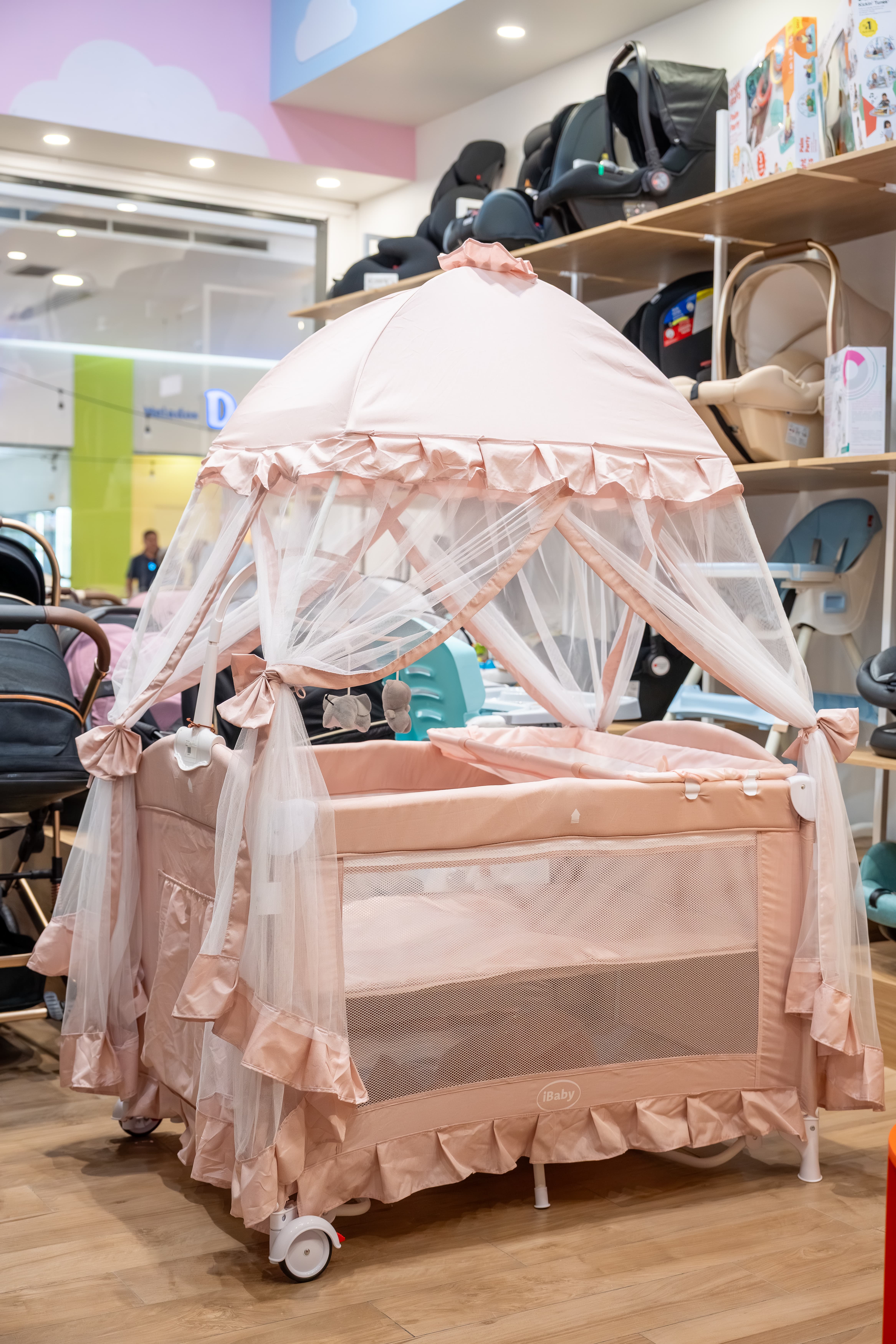 Cuna rosa iBaby con dosel